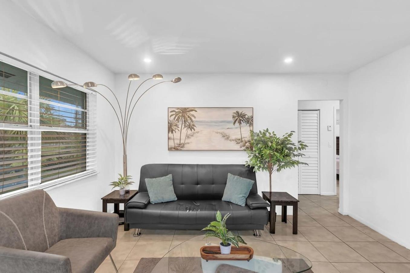דניה ביץ' 2 Bedroom House Minutes From Beach And Casino Db1 מראה חיצוני תמונה